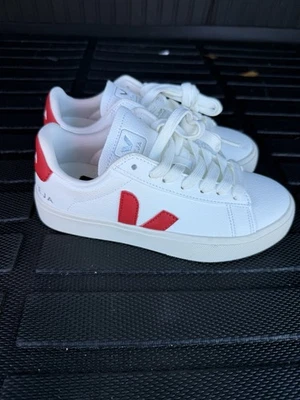 Zapatillas bajas de cuero VEJA Esplar - blancas/rojas - para mujer EU 36 (US 4) Foto 1 de 4