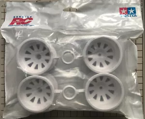 Tamiya RC 4-PACK Wheel Set in White for Stadium Blitzer: 58482 # 9335110 - Picture 1 of 1