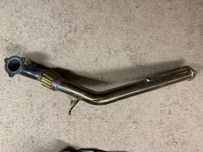 Volvo S60/V70 AWD y S60R/V70R con tubo descendente turbo de 3" Foto 1 de 4