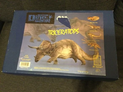 HORIZON ORIGINAL DINOSAUR SERIES TRICERATOPS VINYL MODEL KIT 1998 - Image 1 of 3