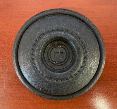 无 EMBLEM 80-86 吉普 CJ 底座标准黑色塑料喇叭按钮刮刀 — 第 1/2 张图片