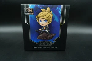 NIB Official League of Legends Championship Riven Statue Figure - Picture 1 of 8