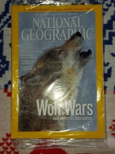 National Geographic Magazine - März 2010 - ""Wolfskriege"" NEU/VERSIEGELT! - Bild 1 von 2