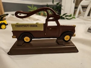 Vtg. Cast Iron Chestnut Creek Red Truck Nutcracker on Base - Picture 1 of 4