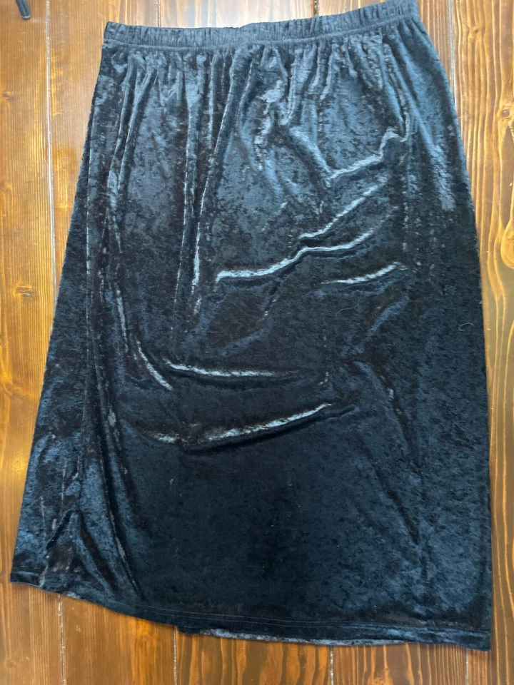 Falda Bentley, Para Mujer Talla Grande 2X, Negra, Vintage, Midi, Terciopelo Triturado Foto 1 de 4