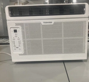 TOSHIBA 6,000 BTU 115 VOLT WINDOW AIR CONDITIONER COOLS 250 SQ. FT - WHITE - Picture 1 of 5