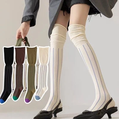 Medias altas hasta el muslo sueltas boca hasta la rodilla medias sobre la rodilla Foto 1 de 4