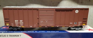 For sale is an Atlas O Trainman 2 Rail ACF 50'6" Boxcar #2001062-2 BNSF 724895 - Picture 1 of 1