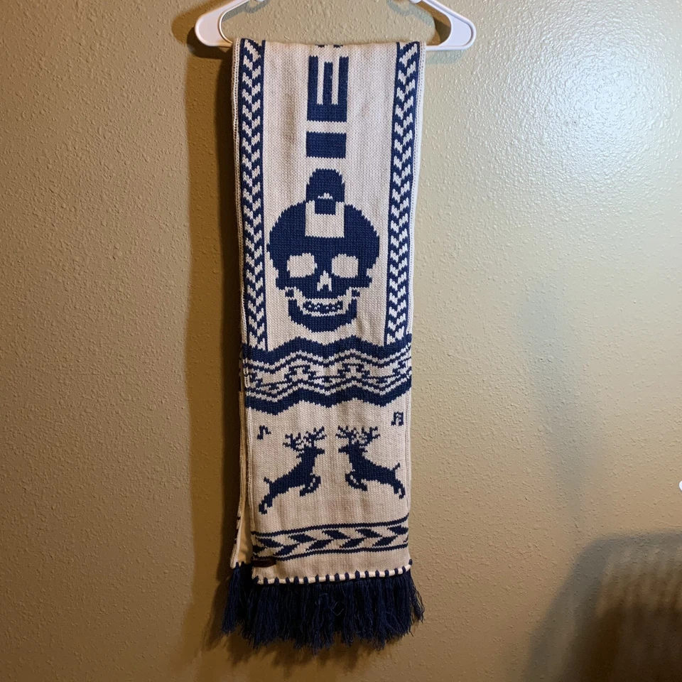 "Bufanda DIESEL azul y crema calavera y reno patrón Y2K años 90"" nueva con etiquetas" Foto 1 de 4