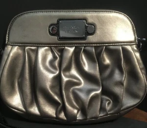Simply Vera Vera Wang Shoulder Handbag Grey Leather New Without Tags - Picture 1 of 4