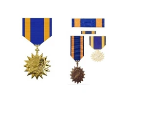 MEDALLA DE AIRE CINTA SOMBRERO PIN MINI SOLAPA SOMBRERO EJÉRCITO MARINES MARINA FUERZA AÉREA - Imagen 1 de 19