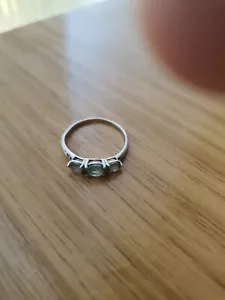 9ct gold diamond ring With Green Topaz - Picture 1 of 8