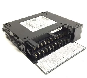 Ge Fanuc IC693MDL741G Series 90-30 Output Module, 12/24VDC, 0.5A, 16PT, NEG - Picture 1 of 4