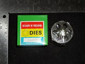Troquel hexagonal, 1-1/8""-7 NC, 2"" roscado hexagonal re (#D337)) - Imagen 1 de 4
