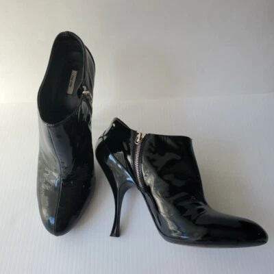 MIU MIU BLACK PATENT LEATHER Stiletto High HEEL Ankle Zip Up Booties Sz 41 ITALY - Image 1 of 4