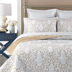 Quilt King Size Reversible Soft Cotton 3-Piece Beige Embroidery Pattern Elegant - Picture 1 of 6
