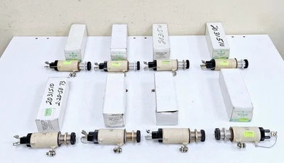 GE 6507128P3 / 6105700G9 / Type ET-5 Indicating Lamp 115 V (Lot of 8 pcs) - Image 1 of 4