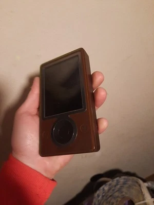 zune mp3 player - Image 1 of 4