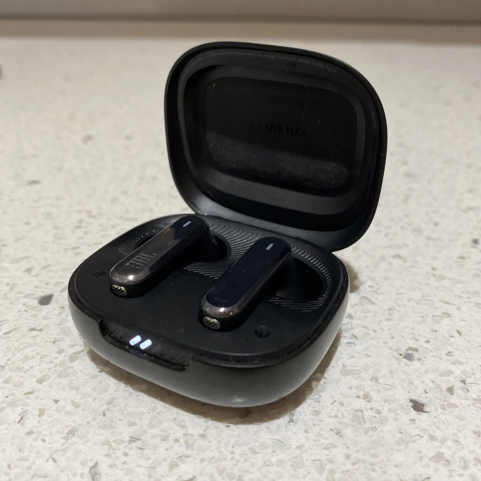 JBL LiveFlex Bluetooth Wireless Earbuds Black - Image 1 of 4