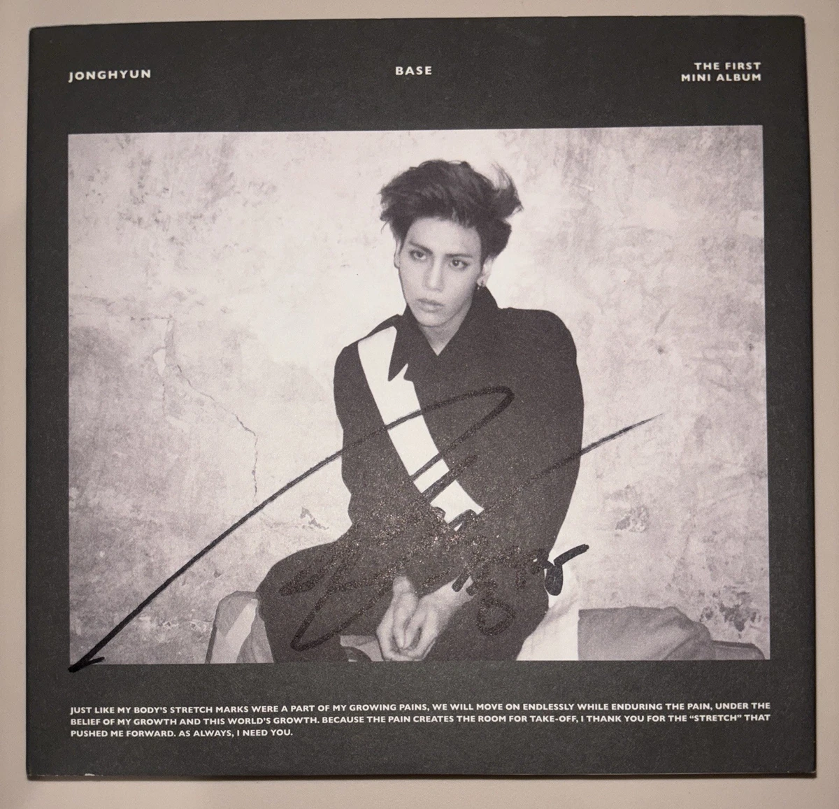 【最終価格】SHINee ジョンヒョン サイン入り ポストカード 最終価格】SHINee ジョンヒョン サイン入り ポストカード shinee