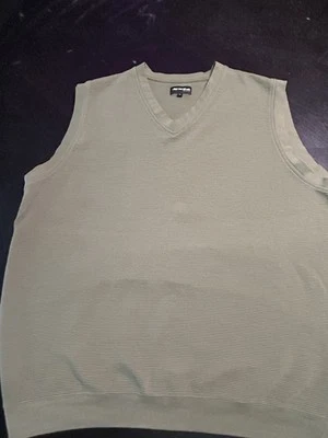 Bolle Men’s Green Size XL Golf Sleeveless Vest - Image 1 of 4