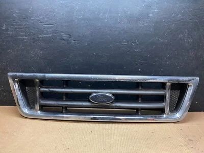 2003 to 2007 Ford Econoline E150 E250 E350 Front Grille Grille J4067 OEM DG - Image 1 of 4