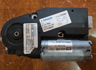 JAGUAR X-TYPE SUN ROOF MOON ROOF ELECTRIC MOTOR  VALEO 404.395 - Image 1 of 3