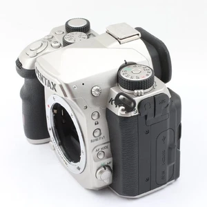 Anzahl Auslösungen 1 187 Pentax K-1 Limited Silber - Bild 1 von 7