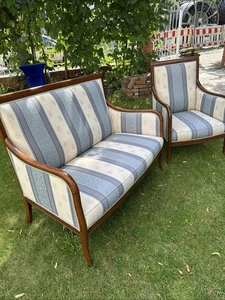 Schönes zweier Sofa, ein Sessel, minimale Gebrauchsspuren, Nichtraucherhaushalt - Bild 1 von 7