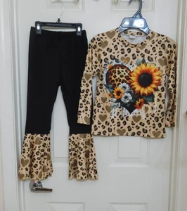 NEW 2pc Boutique Sunflower Heart Long Sleeve Top & Bell Bottom Pants sz 6 or 7 - Picture 1 of 1