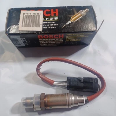 One New Bosch Oxygen Sensor Upstream 13030 for Geo Honda Isuzu - Image 1 of 2