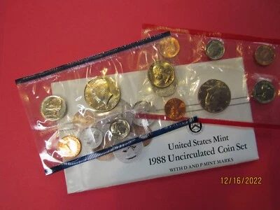 1988 US MINT SET - Image 1 of 4
