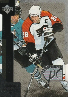 1997-98 Black Diamond Premium Cut Triple Diamond #PC13 Eric Lindros (1:30) - Image 1 of 2