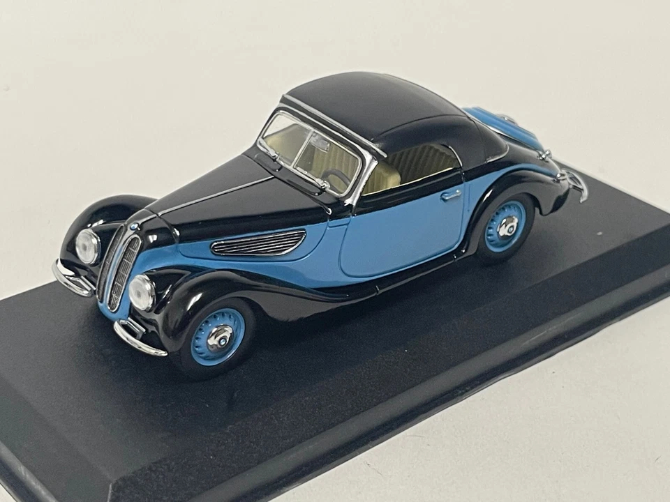 Coches BMW 327 detalle 1/43 de 1941 en dos tonos azul. Art 336 TR250 Foto 1 de 4
