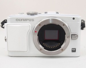 Olympus Pen Lite E-PL6 mirrorless digital camera Body  White