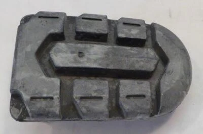 Ducati Hypermotard 796 2008-2012 1100 clavija goma superior, se vende cada 24713131B Foto 1 de 4