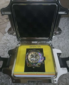 Invicta DC Comics Joker # 26790 NUOVO MAI USATO OTTIME CONDIZIONI. SPEDIZIONE VELOCE - Foto 1 di 9