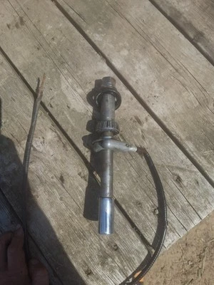 Harley Davidson Sportster XLCH 1976, 1000 perno de llanta delantera, Speedo, perno de pivote Foto 1 de 4