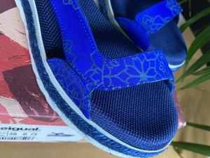 neu! NP 89,95 € * Desigual * hübsche Sandalen * Königsblau Muster * Gr. 38 * 5,5 - Bild 1 von 13