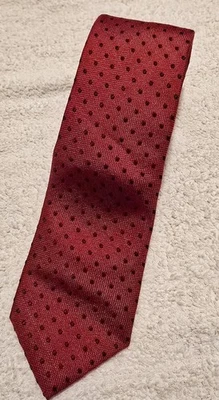 Class Club Gold Label Maroon Navy Blue 100% Silk Men’s Neck Tie - Image 1 of 3