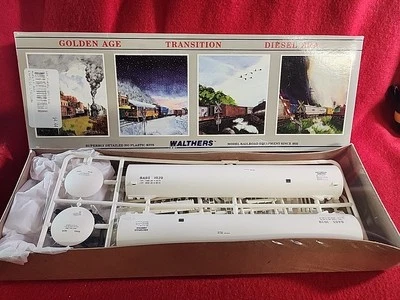 HO 65' Anhydrous Ammonia Tank Car BADX Kit NIB NOS # 932-5261 - Image 1 of 4