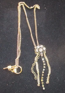 Vintage Rhinestone & Chain Pendant on  Gold tone 21" Chain Necklace. Gift Box - Picture 1 of 4