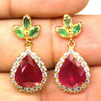 925 Sterlingsilber 9 x 11 Mm. Rot Rubin,Smaragd & Zirkonia Ohrringe Weihnachten - Bild 1 von 4
