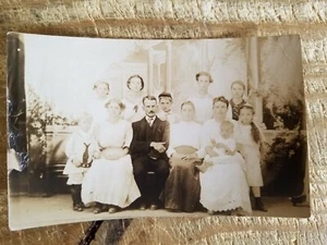 FAMILY.VTG EARLY 1900'S REAL PHOTO POSTCARD*P6 - Picture 1 of 6
