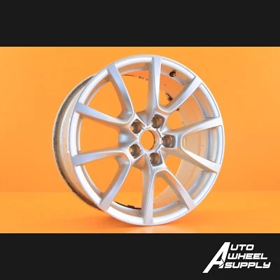 Llanta plateada de 18 pulgadas para Audi Q5 2009-2017 OEM 8R0601025C Foto 1 de 4