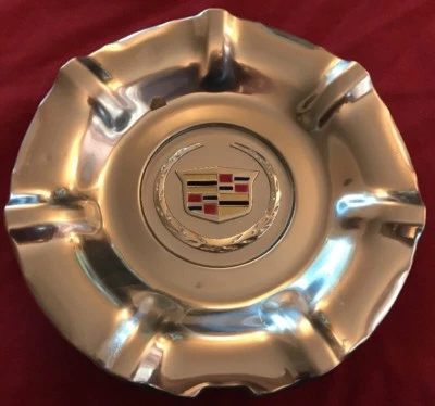 Tapa central rueda Cadillac SRX Premium 20" 7 radios 20965437 2013 2014 2015 2016  Foto 1 de 4