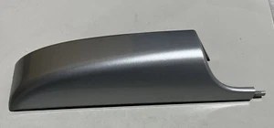 2007-2009 Hyundai Santa Fe Right Rear Roof Cap Radiant Silver Metallic Code SM - Picture 1 of 9