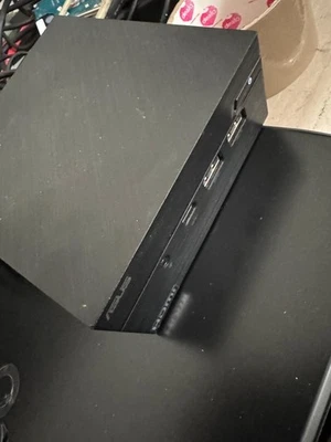 Asus Pn40 Mini Pc piccolissimo incluso alimentatore e sd 64gb - Immagine 1 di 4