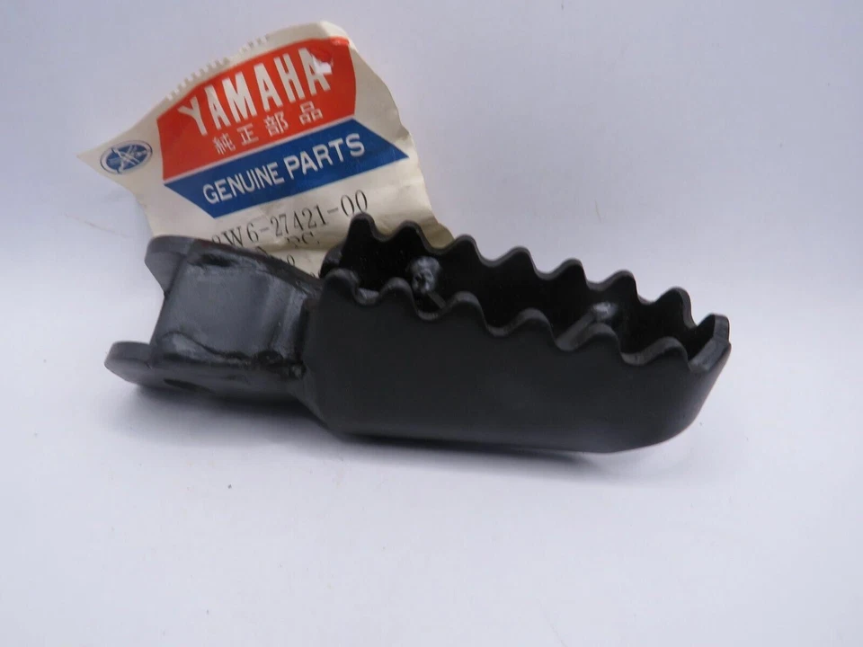 Yamaha YZ IT 1979-1982 reposapiés clavija nuevo fabricante original 2W6-27421-00-33 Foto 1 de 4
