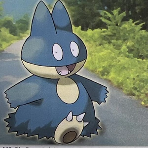Juego de cartas coleccionables Pokémon Munchlax 2007 - diamante y perla - #33/130 holograma inverso raro Lp casi nuevo - Imagen 1 de 5